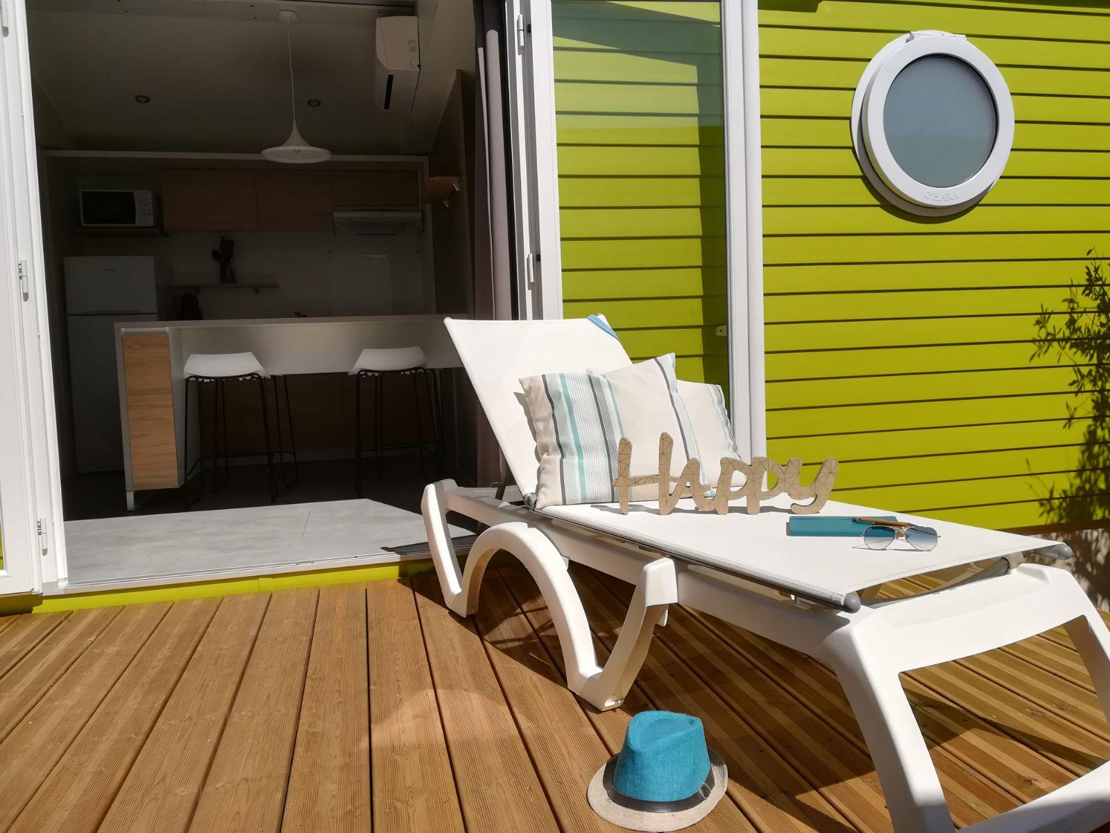 mobil home confort luxe terrasses extérieur
